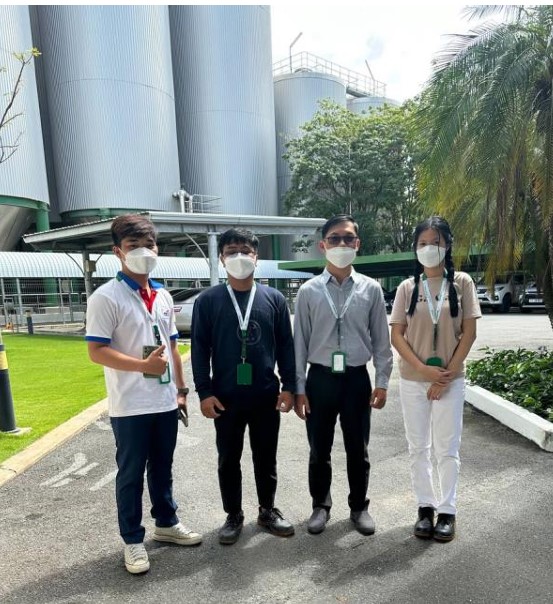 Factory tour with Heineken team